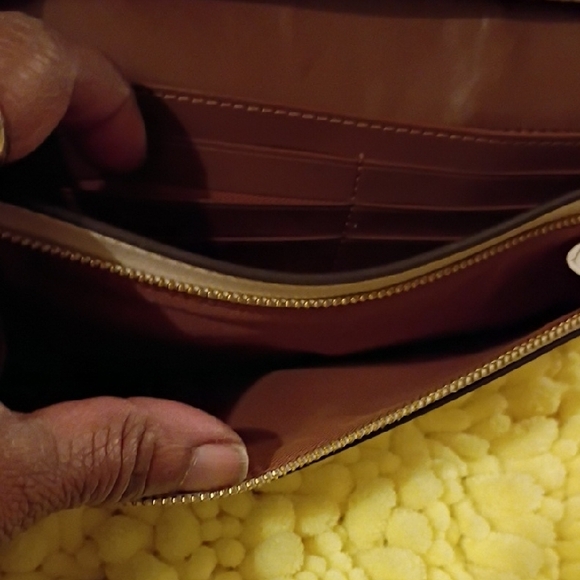 Coach Light Beige Crossbody Bag - Picture 4 of 6